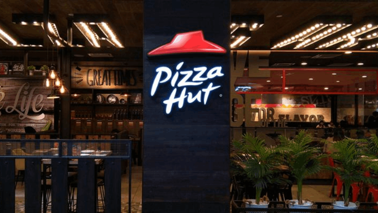 Pizza Hut Jobs Near Me: Hiring for Delivery Driver and Team Member (Apply Today)
